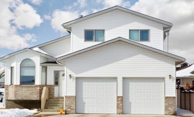 Buying a House in Red Deer