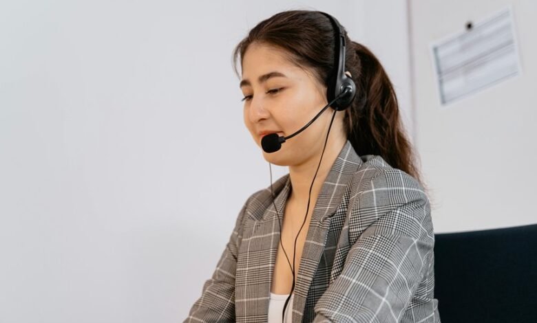 corporate hotline for tech service